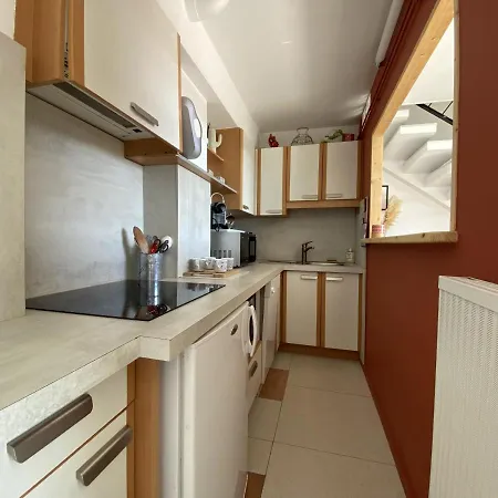 Apartment Royan, 2 Pieces, 4 Personnes - Fr-1-539-38 *